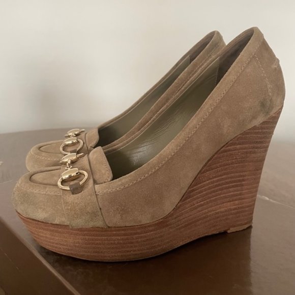 Gucci Dark Green Suede platforms size 37,5 - Picture 1 of 9